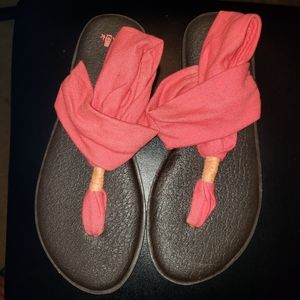 Sanuk sandals